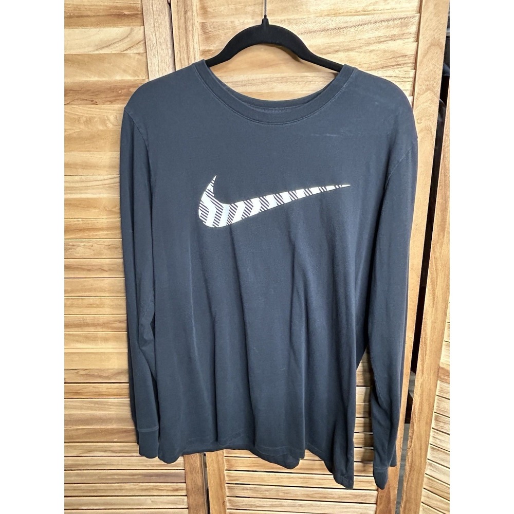 Nike Black Check Graphic Long Athletic Cut Sleeve T-Shirt Men's Size L